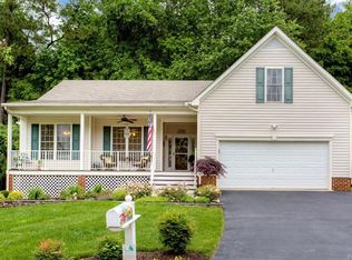 11000 Jimmy Ridge Dr, North Chesterfield, VA 23236