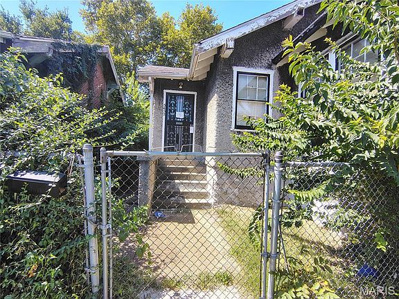 3rd image of 5452 W Florissant Ave