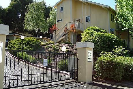 5th image of 8633 Mountain Blvd