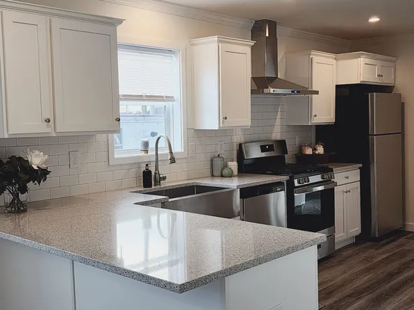 9 Sargent Place #49, Gilford, NH 03249