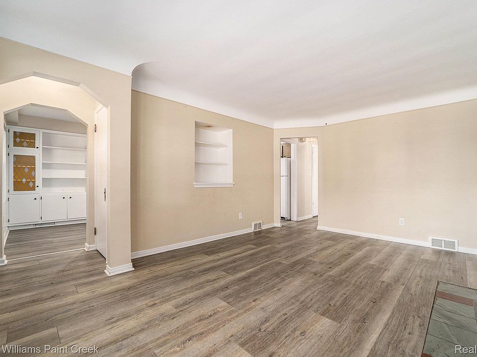 20926 Lennon St, photo 5