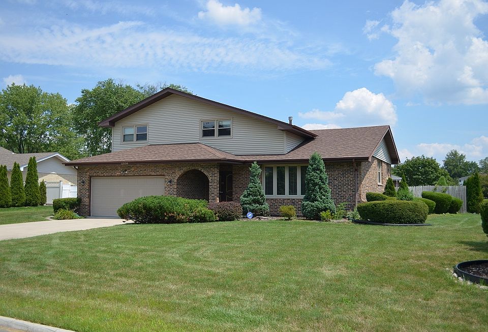 1st image of 12156 W Forest View Dr