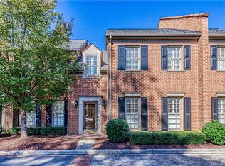 2829 Sharon View Rd, Charlotte, NC 28210