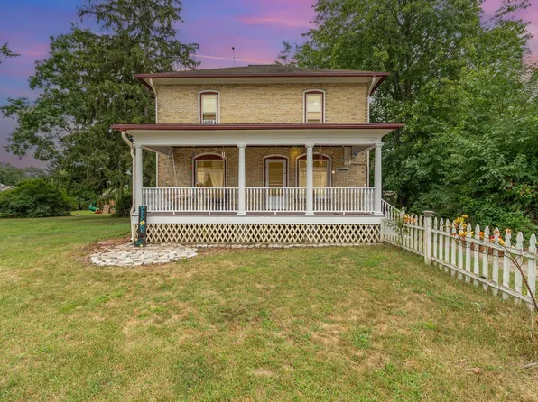 1926 E Broadway St, Mount Pleasant, MI 48858