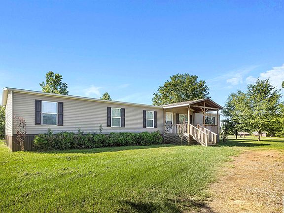 2nd image of 640 Cummings Ln