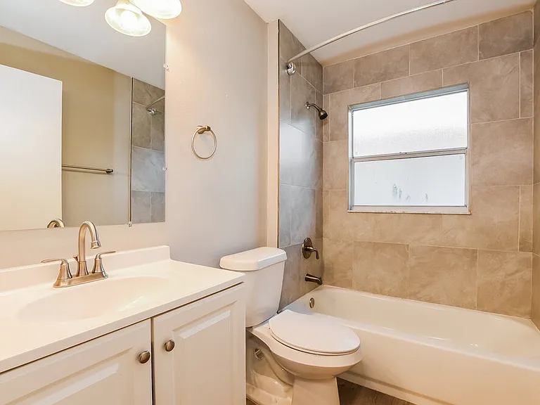 4732 Fort Bravo Ct — Photo 14