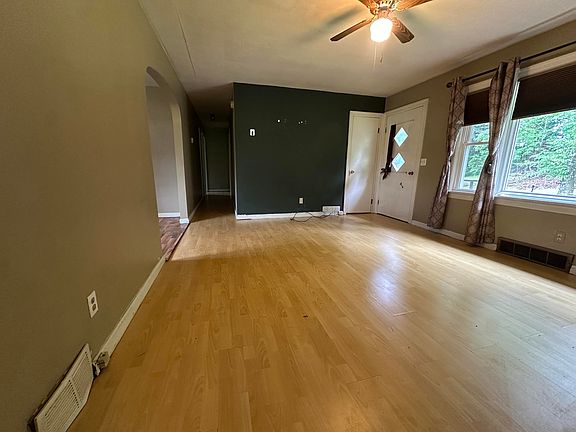 5th image of 909 Appen Ave