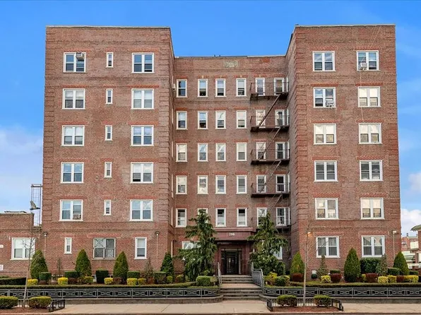 286 Corbin Pl APT 1C, Brooklyn, NY 11235