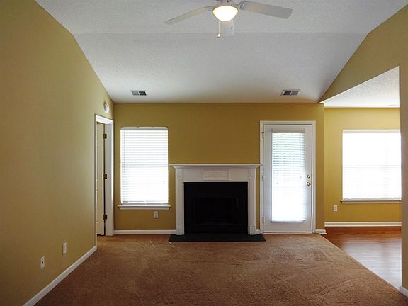 3rd image of 8777 Tigershark Ave