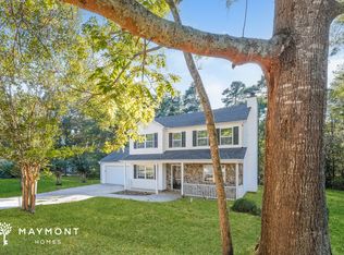 818 Burton Ridge Dr, Loganville, GA 30052