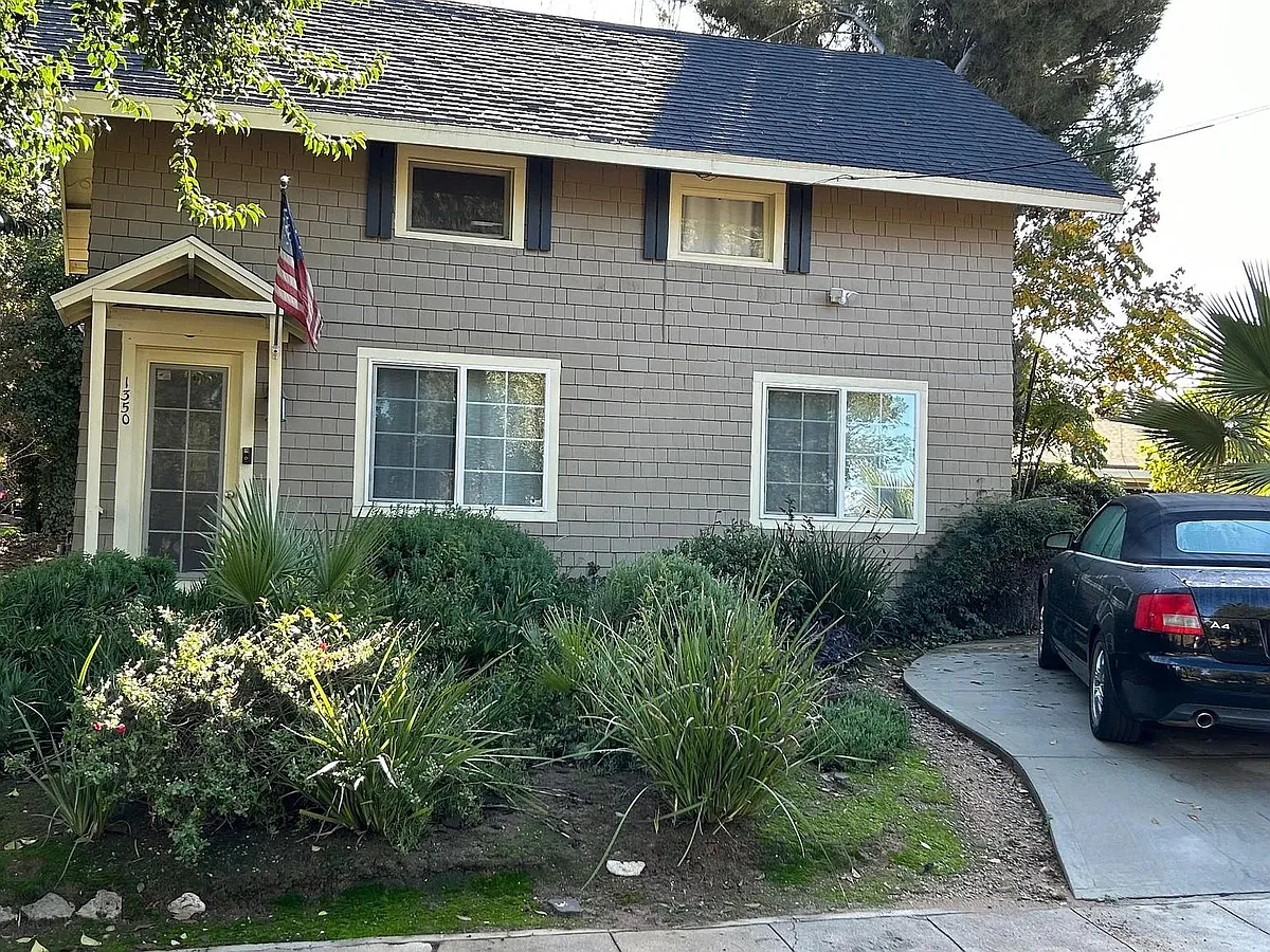 Building Photo - 1350 Prospect Dr