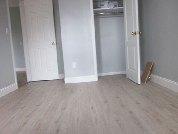 5th image of 340 Roebling St #3C