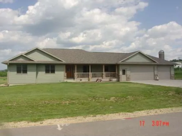 N3082 Crystal Ln, La Crosse, WI 54601