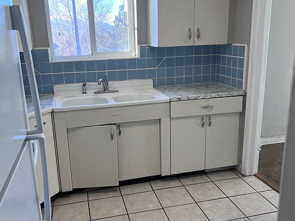 2nd image of 615 S Grand St APT 2
