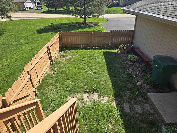 4th image of 6174 Carlsburg Ln