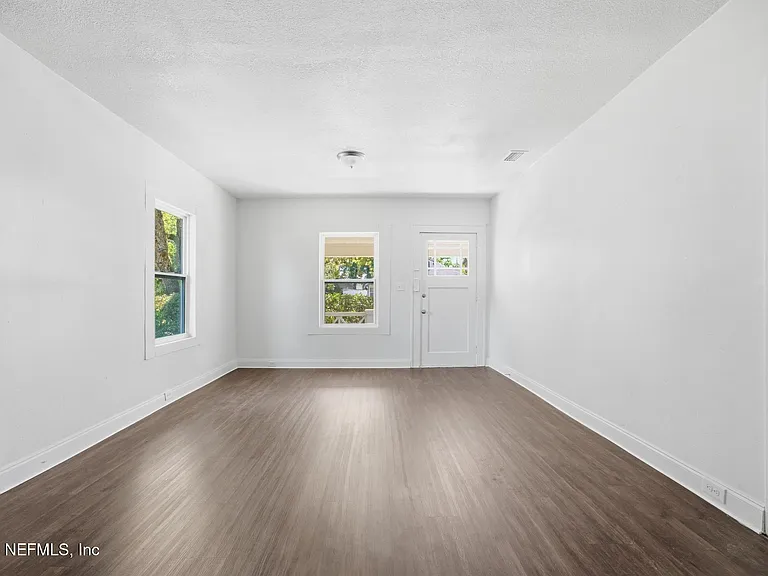 6945 Nelms St — Photo 7