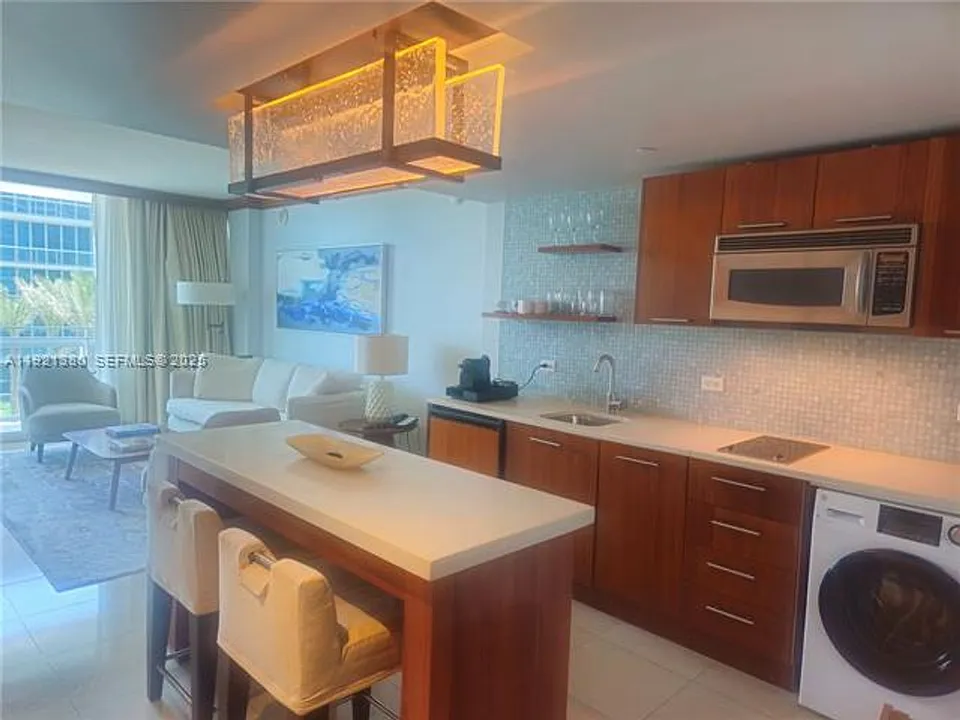 6801 Collins Avenue Cu #320
