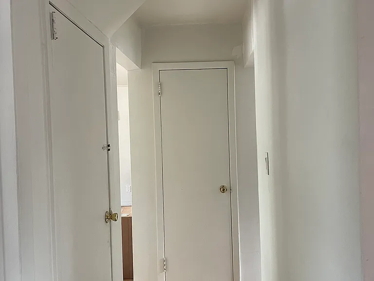 1379 E St #1 — Photo 27