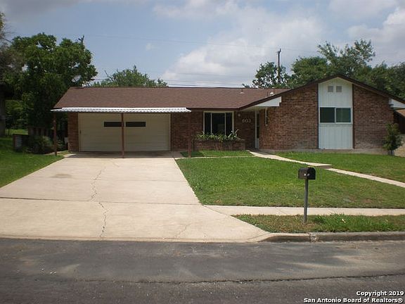 3rd image of 603 Cobble Dr