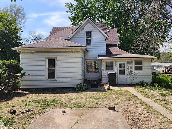 5th image of 305 Taylor St