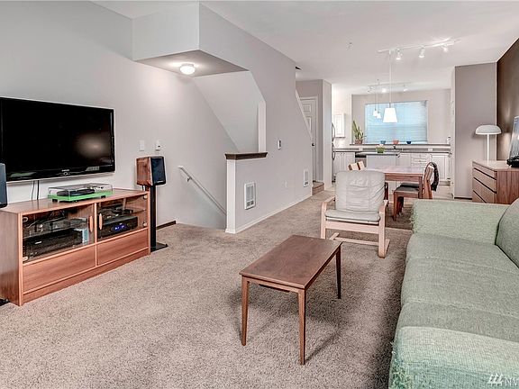 2nd image of 3116 164th St SW APT 1706