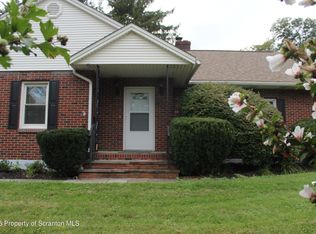 908 S Abington Rd, Clarks Summit, PA 18411