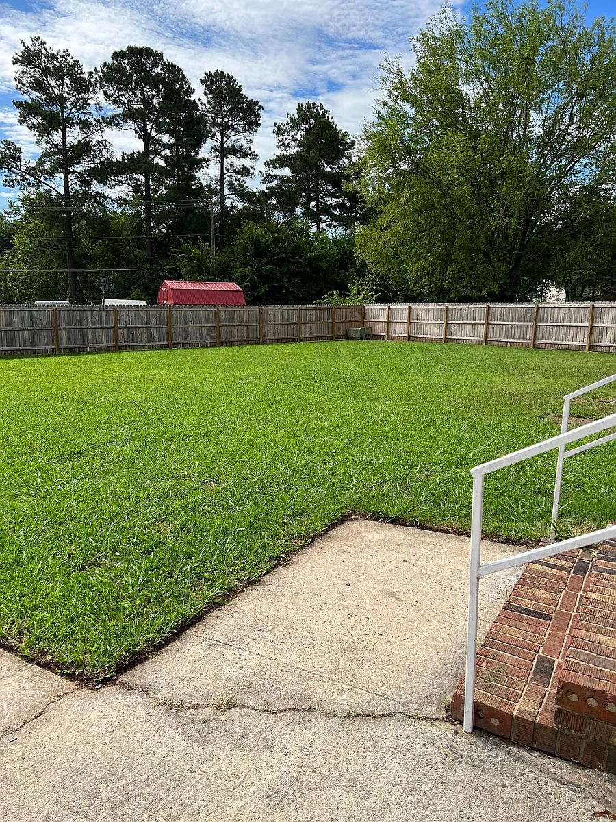 Building Photo - 7617 Bramblewood Dr