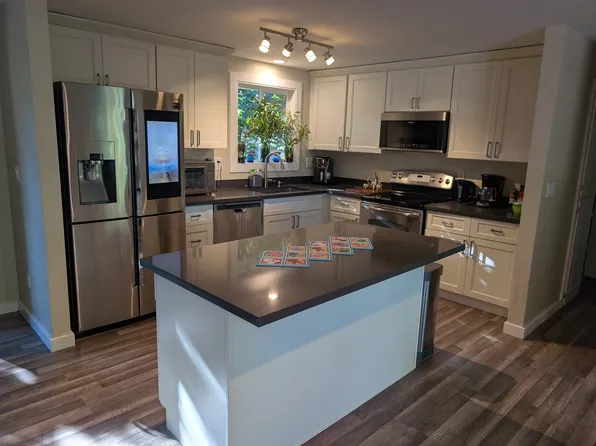 17701 Brook Blvd #A, Bothell, WA 98012