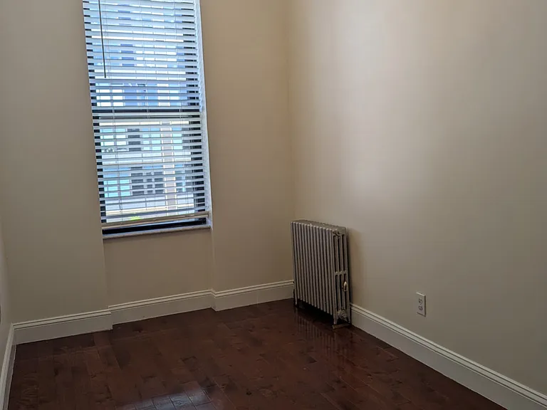 157 4th Ave #3 — Photo 12