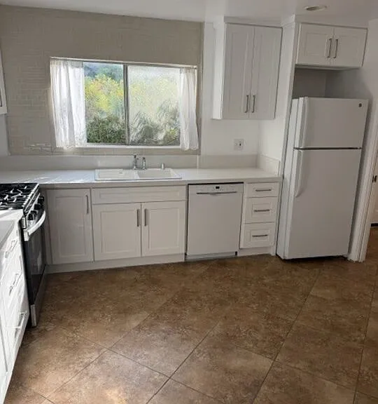 1921 Pelham Ave #1 — Photo 3