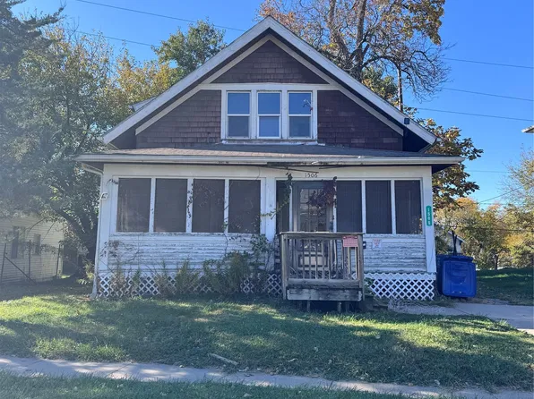 1506 23rd St, Des Moines, IA 50311