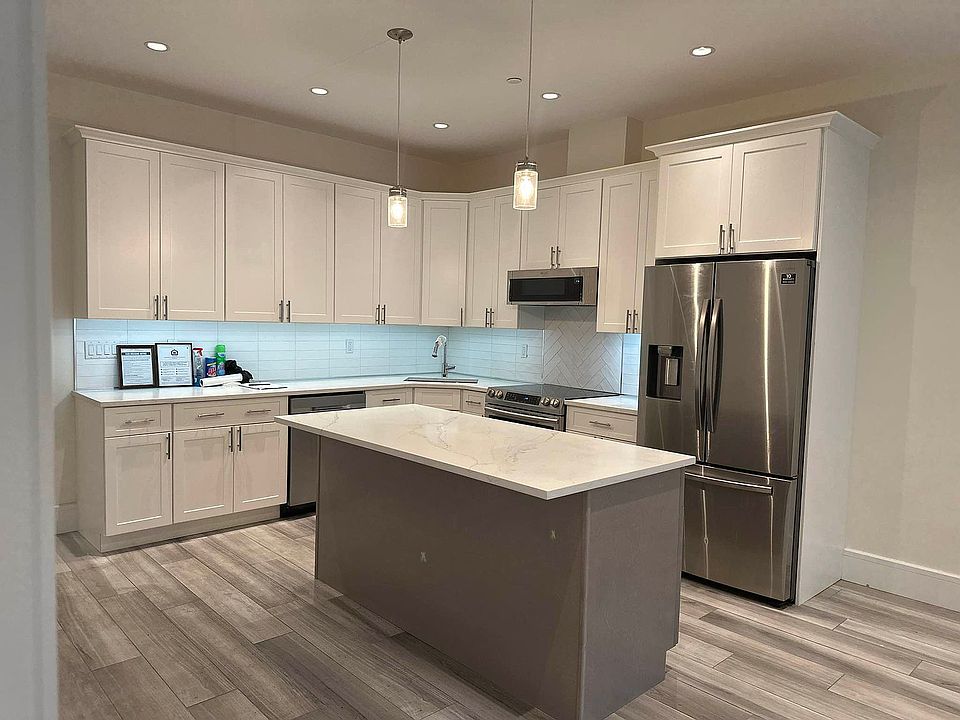 1st image of 30-26 Steinway St #3F
