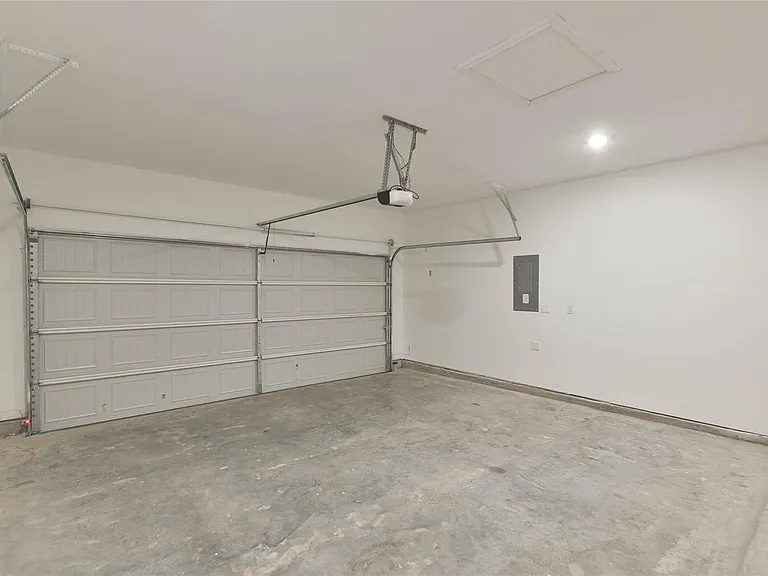 3015 Wedgewood Cove Way — Photo 31