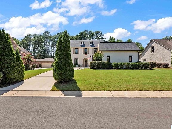 2nd image of 319 Kilkerran Ln