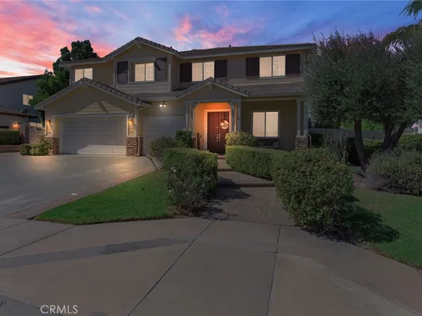 8597 Barnwood Ln, Riverside, CA 92508