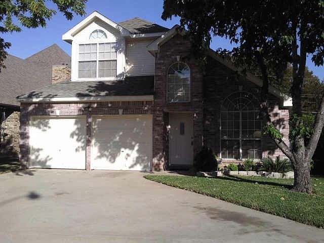 1st image of 1316 Carver Ln
