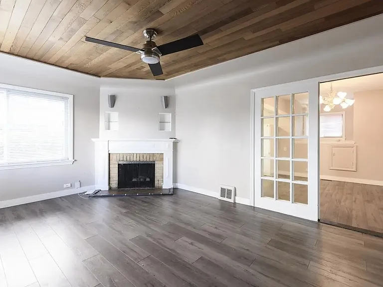 4525 Knight St #8 — Photo 5