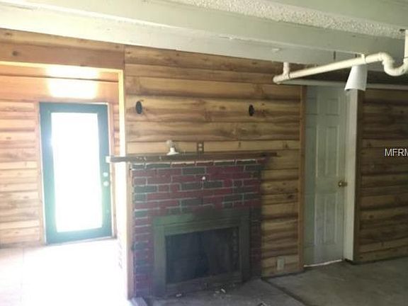 4th image of 708 Wood St