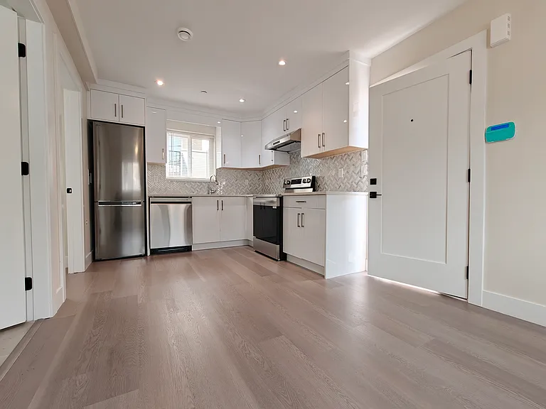 381 E 57th Ave #3 — Photo 9