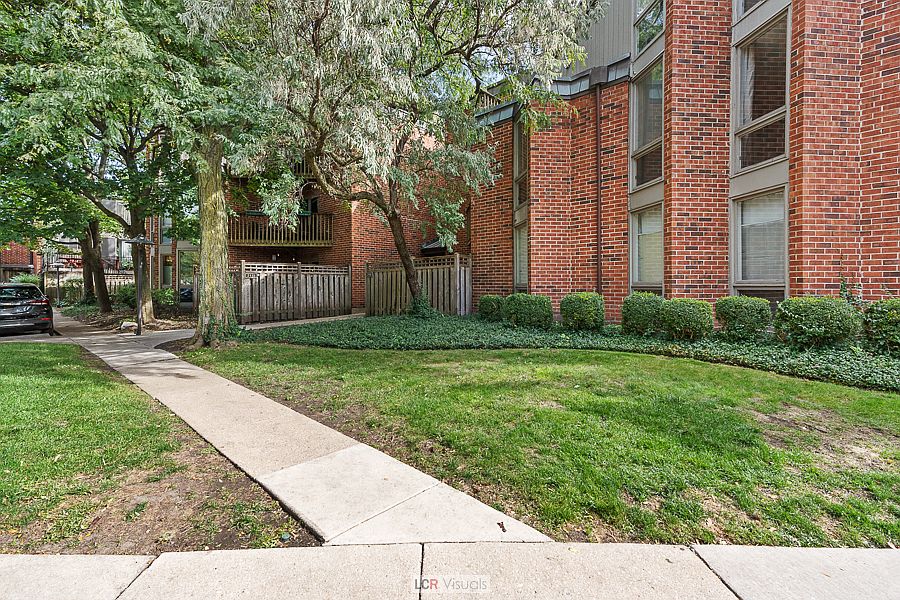 1st image of 2131 N Larrabee St APT 6304