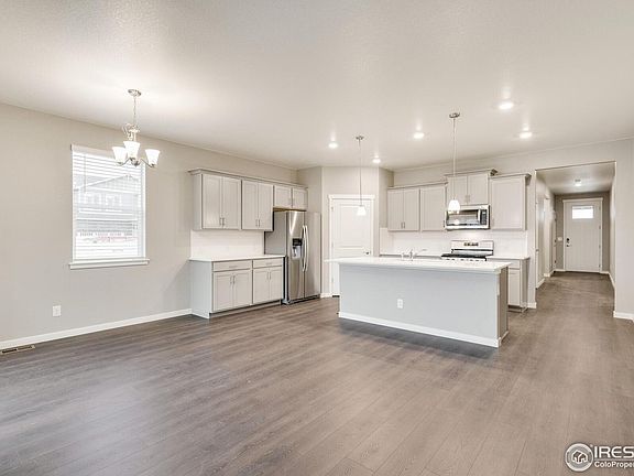 5th image of 1080 Clara View Dr