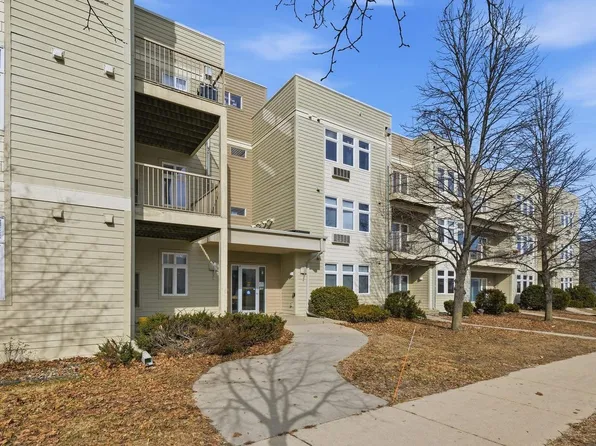 8206 Starr Grass Drive #204, Madison, WI 53719