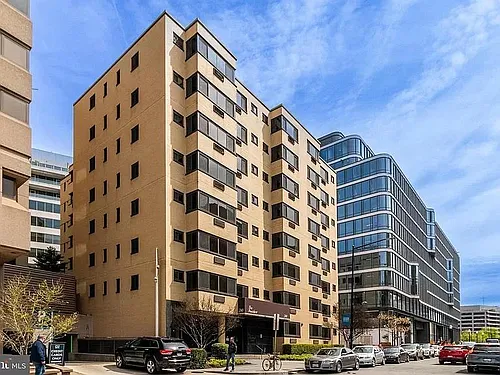 2141 I St NW Photo 1