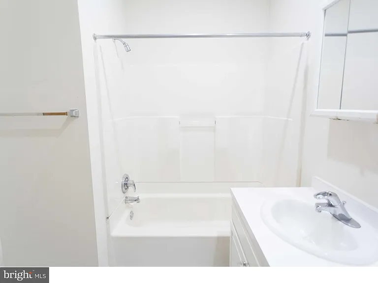 2201 S 16th St #1201 — Photo 23