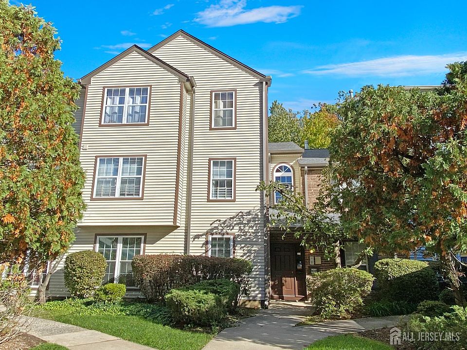 1st image of 5062 Beech Ct