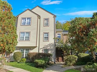 5062 Beech Ct, Monmouth Junction, NJ 08852