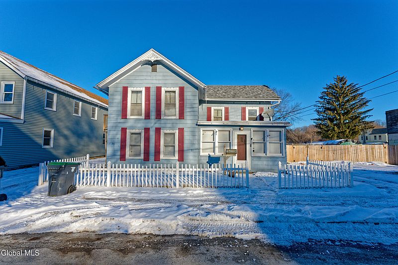 3rd image of 11 Nixon Street