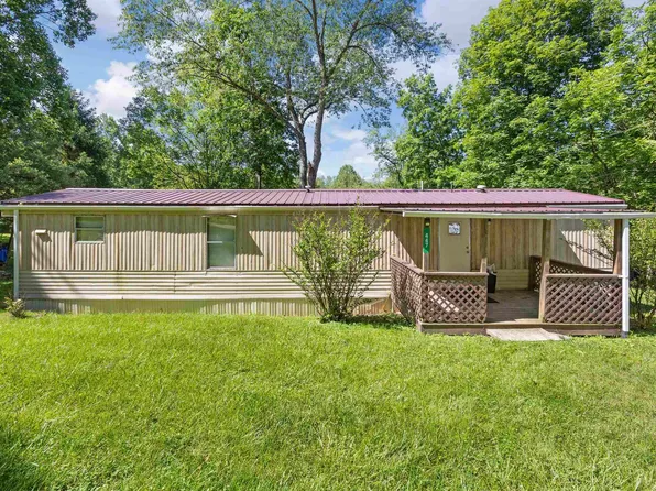 447 Dogwood Trl, Napier, WV 26631