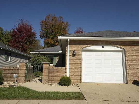 2nd image of 8 Susan Dr