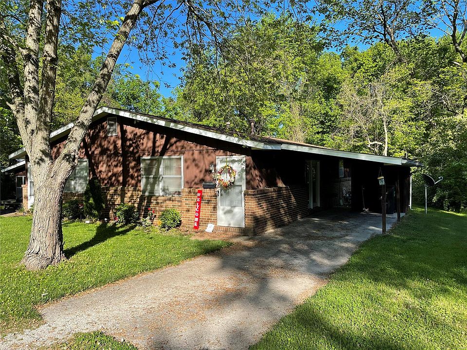 2nd image of 17 Southern Dr